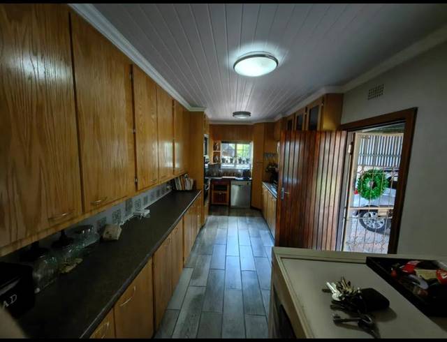 4 BEDROOM HOUSE FOR SALE IN VANDERBIJLPARK SE 6